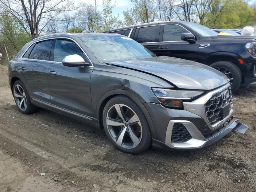 Used 2025 Audi SQ8 Prestige AWD/4WD image 1