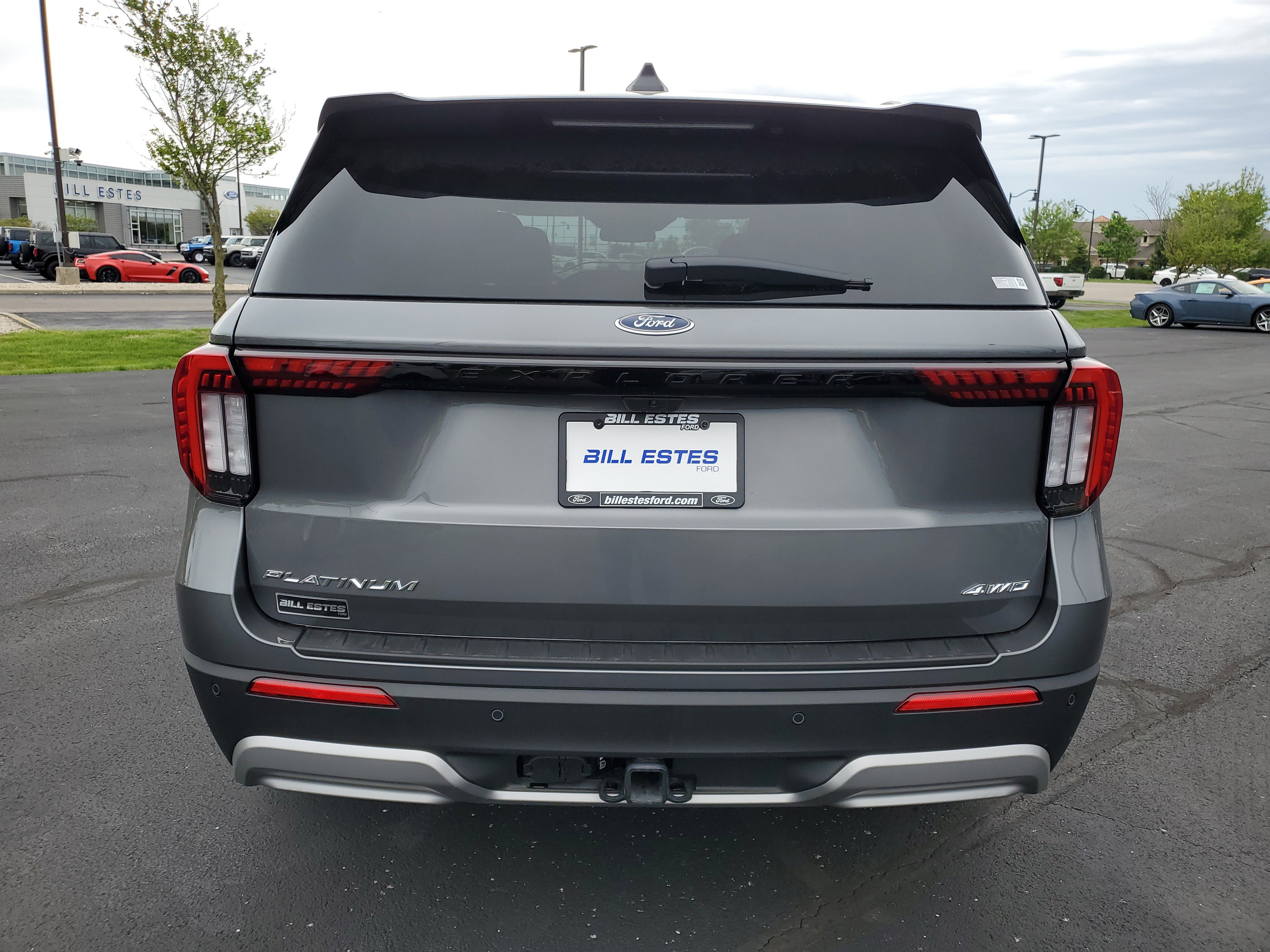 New 2026 Ford Explorer Platinum w/ LUX Leather Package AWD/4WD image 3