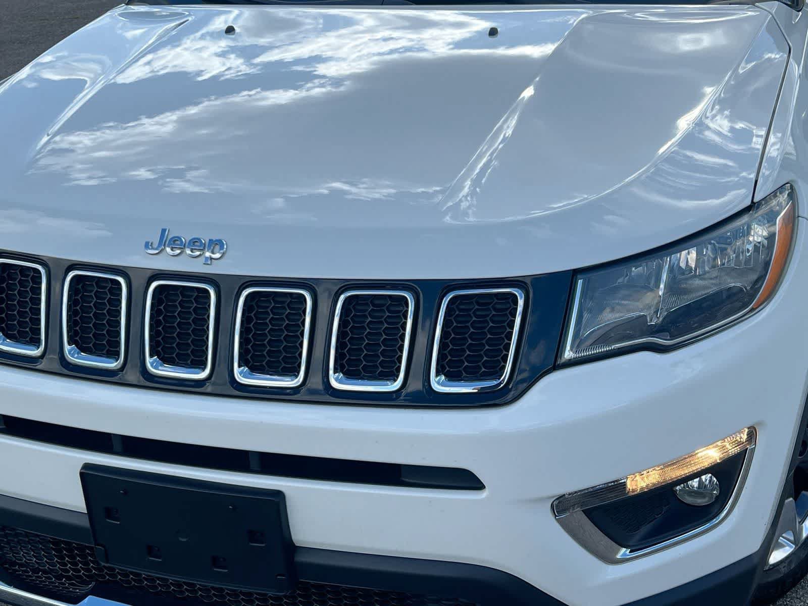 Used 2020 Jeep Compass Limited AWD/4WD image 11