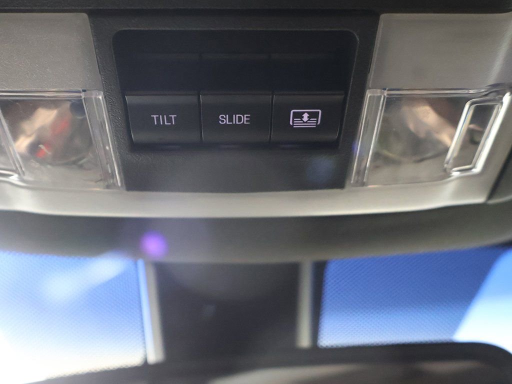 Used 2016 Lincoln MKS AWD w/ Equipment Group 101A image 51