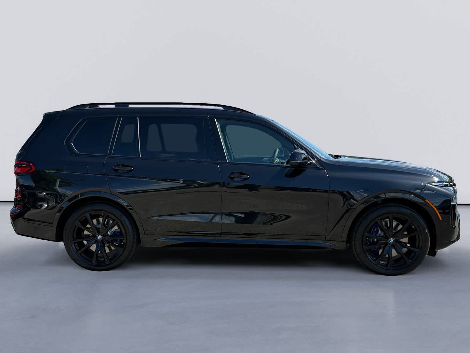 New 2027 BMW X7 M60i AWD/4WD image 2