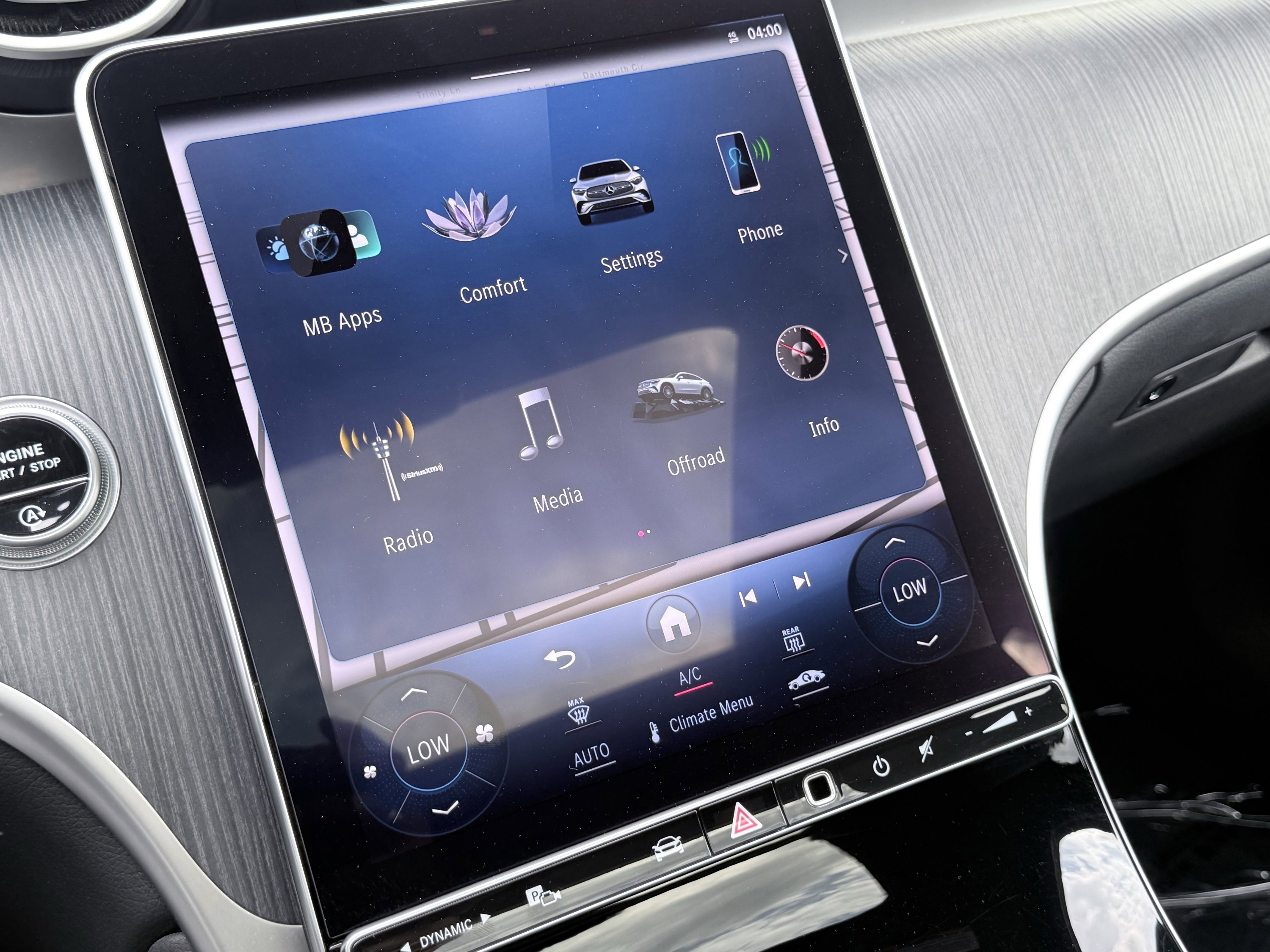 Used 2024 Mercedes-Benz GLC 300 4MATIC w/ AMG Line image 73