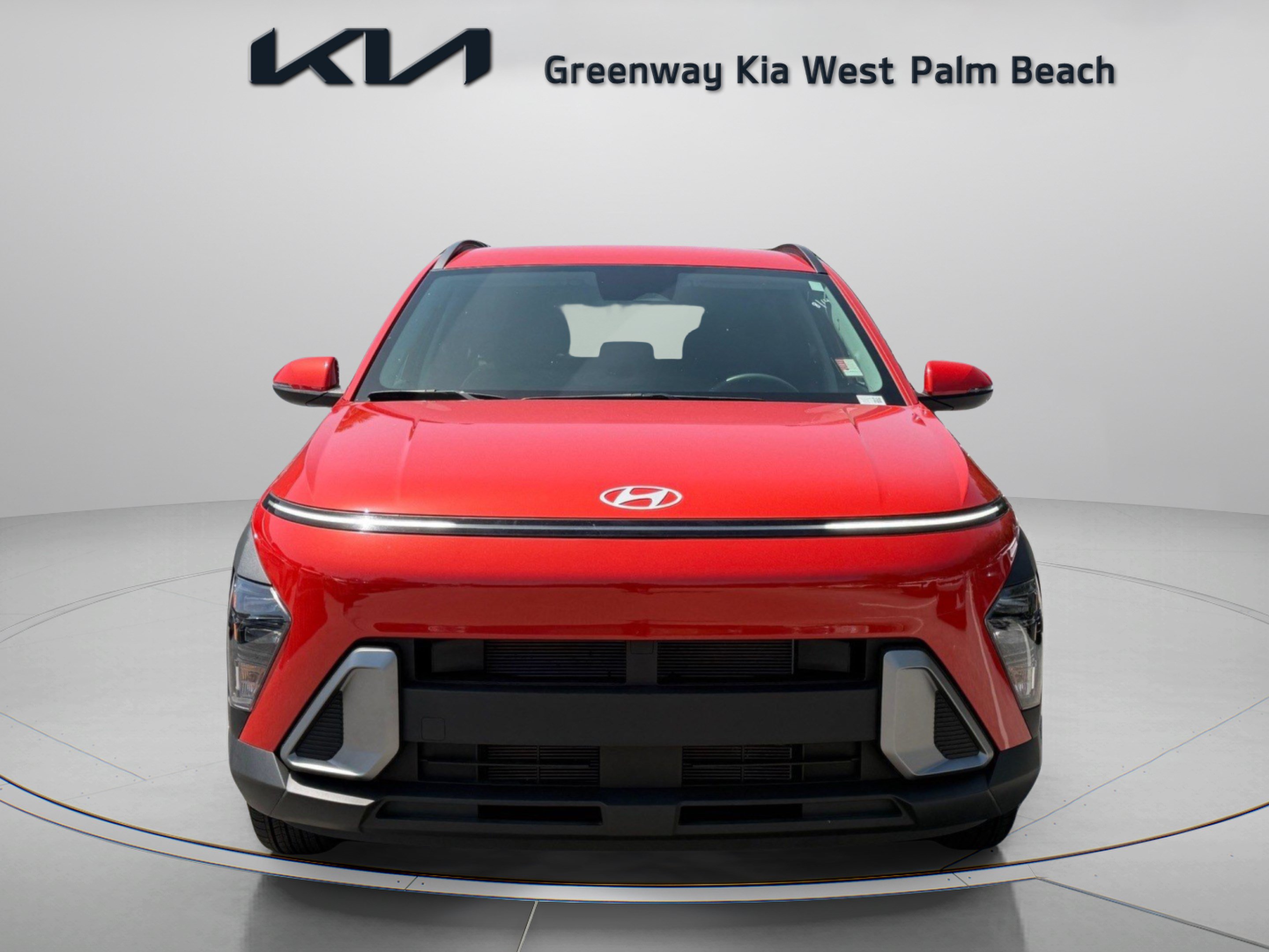 Used 2025 Hyundai Kona SEL FWD image 2