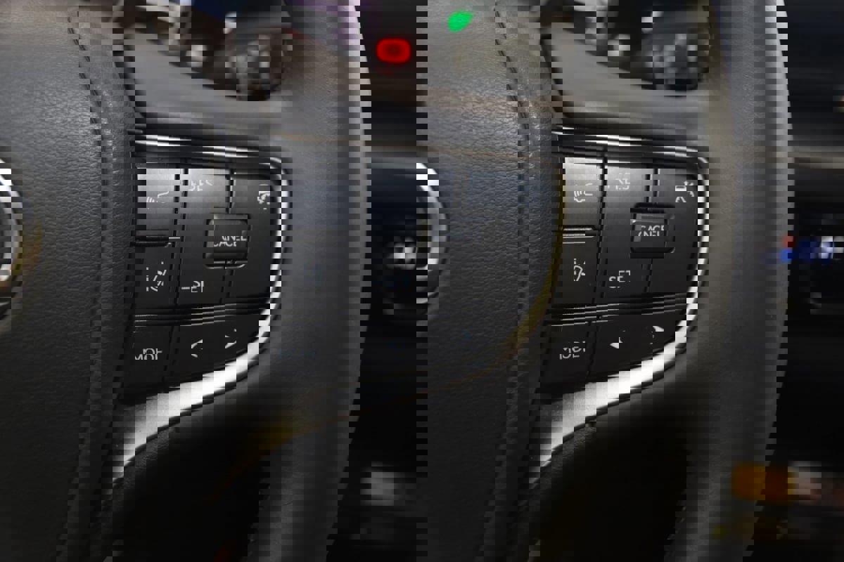 Used 2023 Lexus UX 250h AWD w/ Accessory Package (Z2) image 32