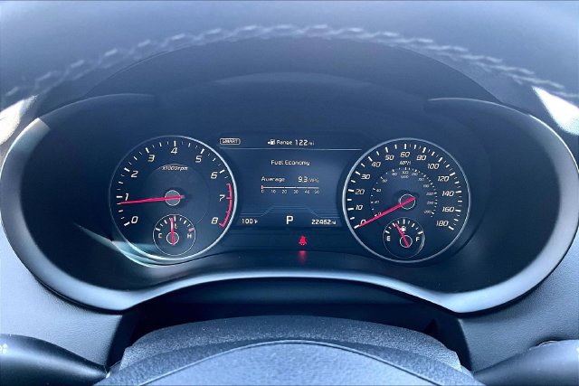 Used 2018 Kia Stinger GT2 RWD image 13