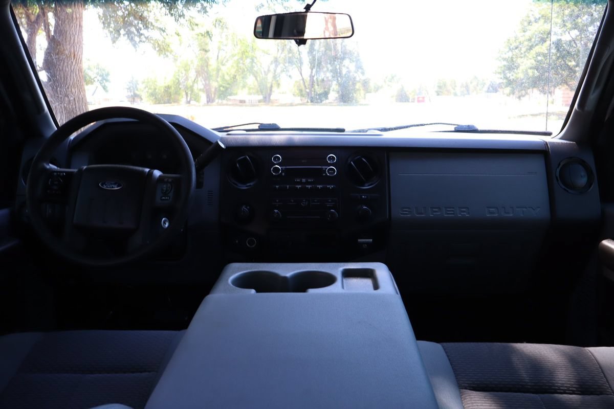 Used 2016 Ford F250 XL w/ Power Equipment Group AWD/4WD image 16