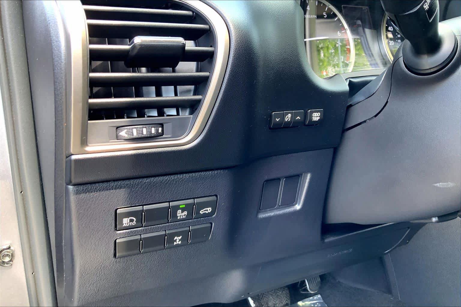 Used 2019 Lexus NX 300 AWD w/ Comfort Package image 35