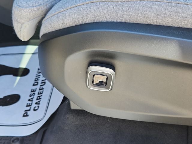 New 2025 Volvo EX90 Ultra AWD/4WD image 8