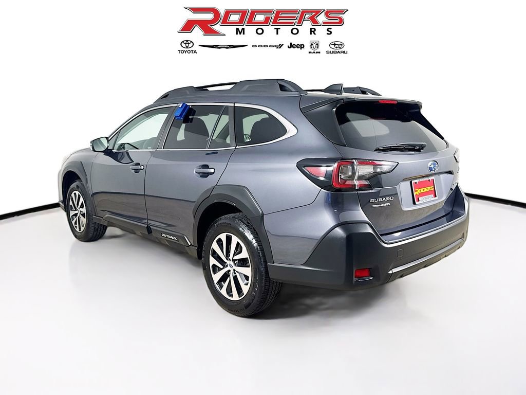 Certified 2023 Subaru Outback Premium image 6