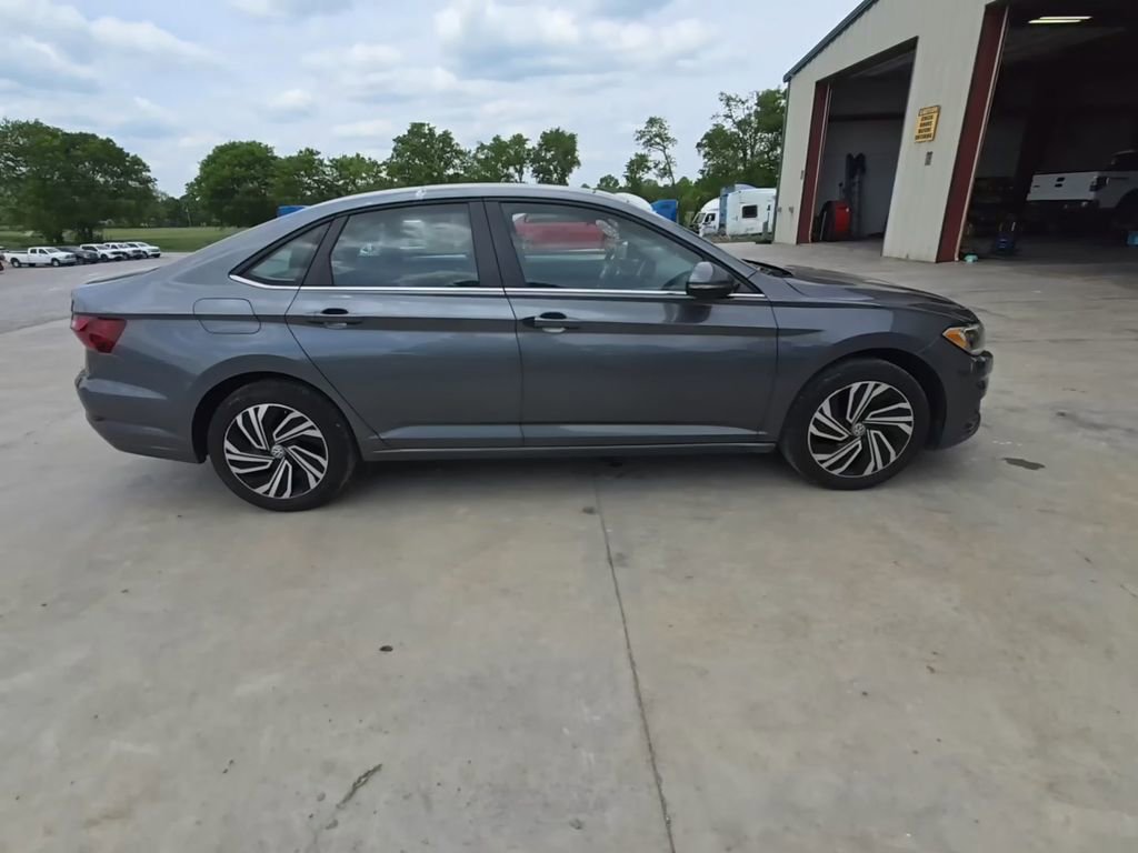 Used 2020 Volkswagen Jetta SEL Premium FWD image 7