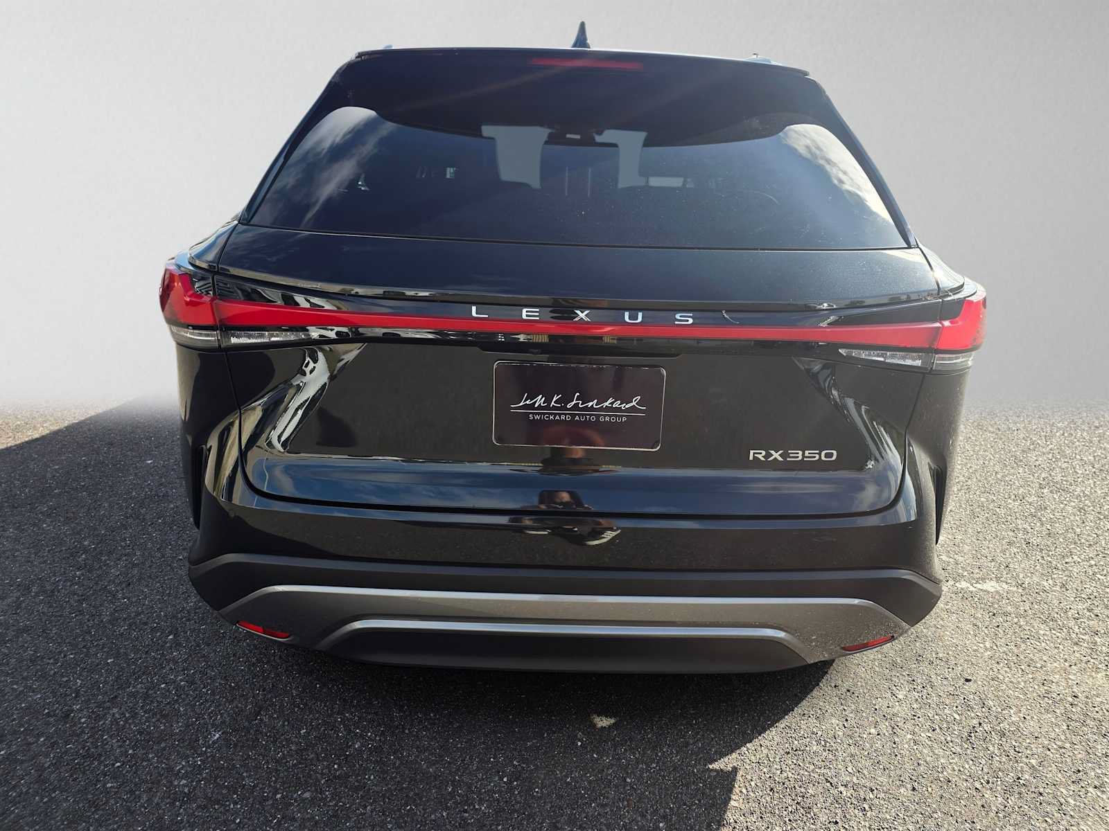 Used 2025 Lexus RX 350 Premium w/ Accessory Package (K3) FWD image 4