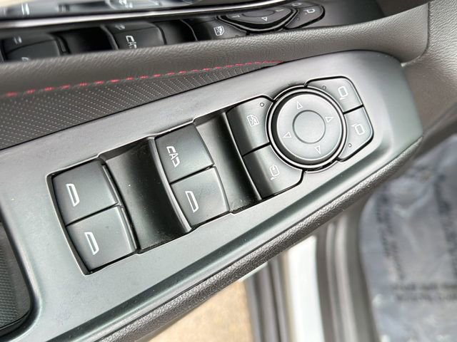 Used 2023 Chevrolet Traverse RS w/ LPO, Floor Liner Package AWD/4WD image 24