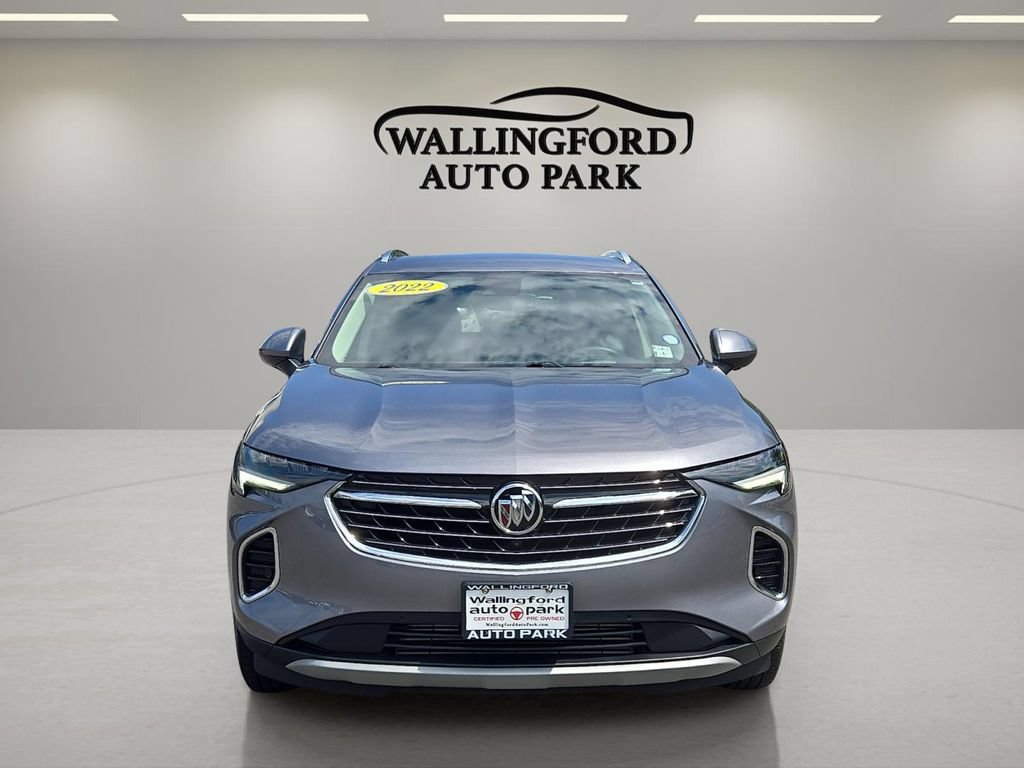Used 2022 Buick Envision Essence w/ Technology Package I AWD/4WD image 2