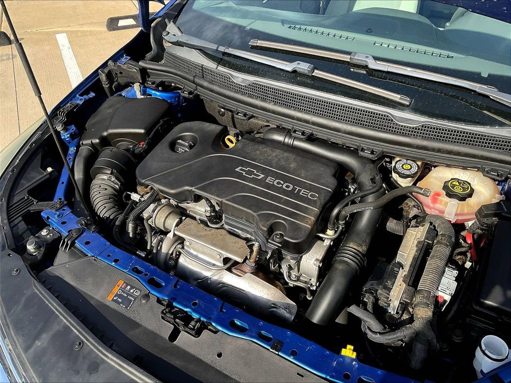 Used 2018 Chevrolet Cruze LT FWD image 29