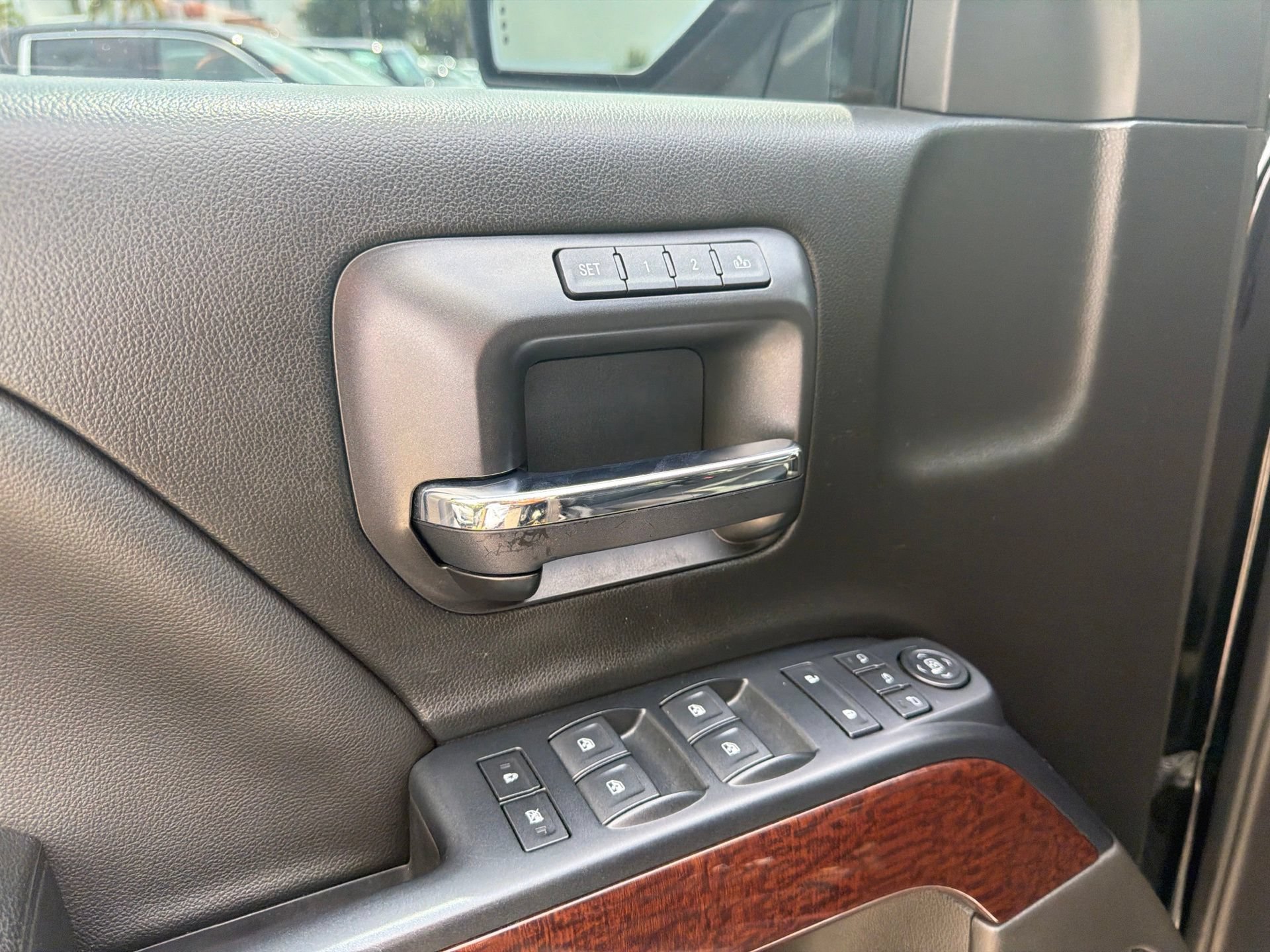 Used 2018 GMC Sierra 1500 SLT w/ Enhanced Driver Alert Package RWD image 25
