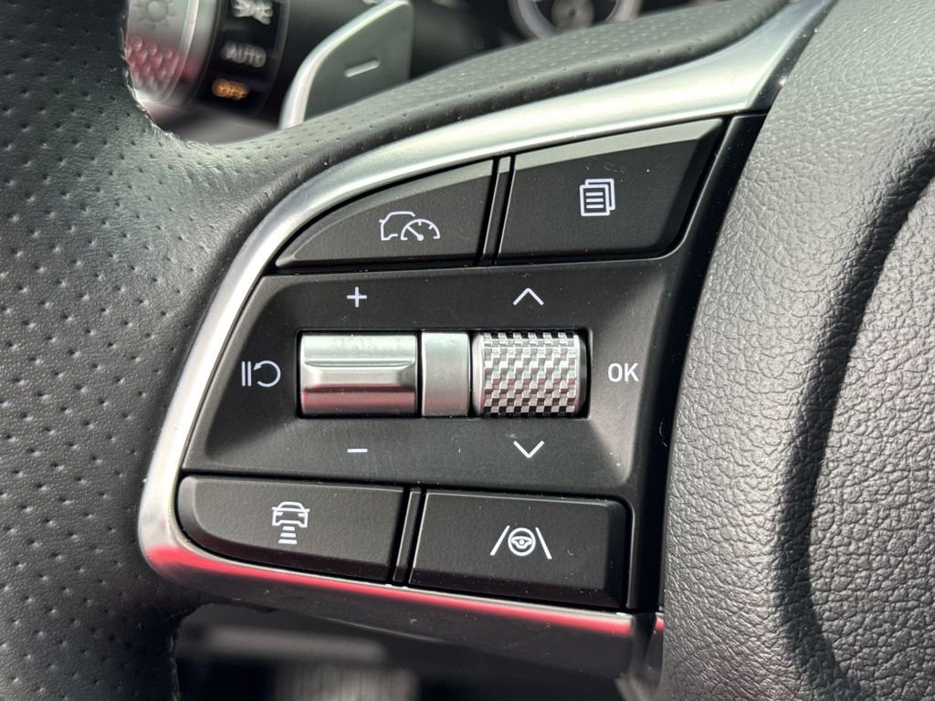 Used 2026 Genesis G70 2.5T Prestige image 24