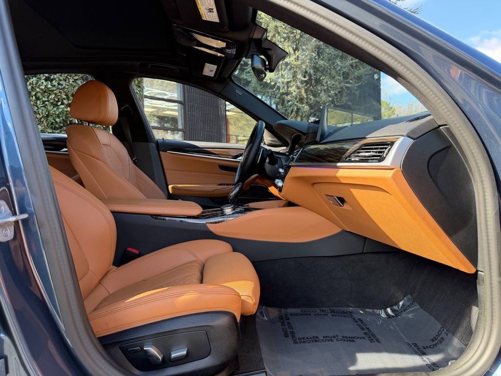 Used 2023 BMW 540i xDrive w/ M Sport Package image 34