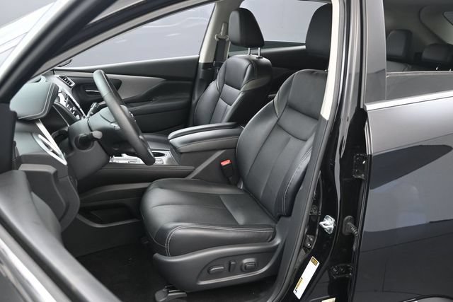 Used 2020 Nissan Murano SL w/ Moonroof Package FWD image 10