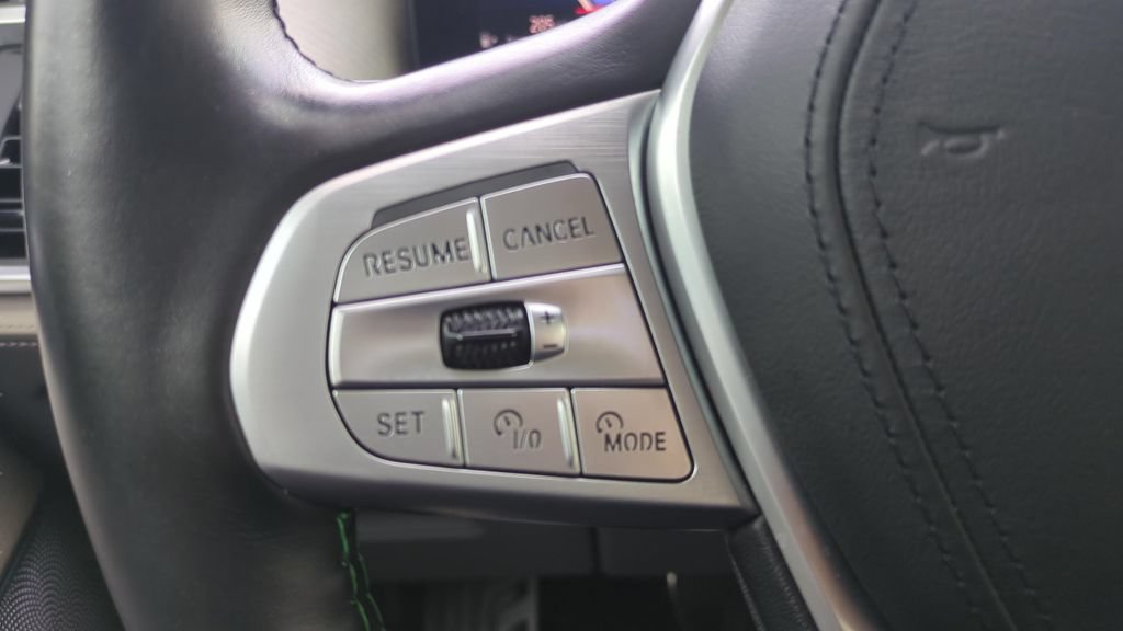 Used 2024 BMW ALPINA XB7 AWD/4WD image 20