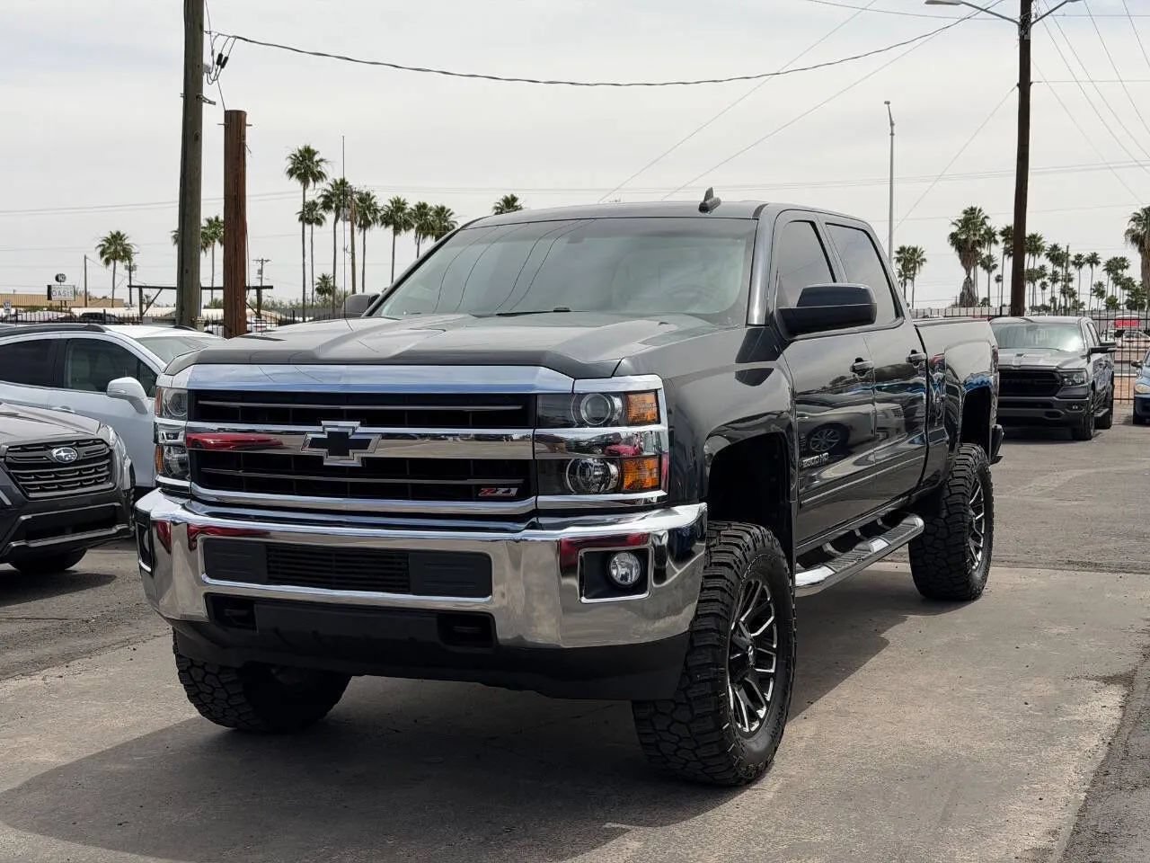 Used 2018 Chevrolet Silverado 2500 LT w/ LT Convenience Package AWD/4WD image 2