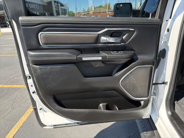 Used 2023 RAM 1500 Laramie AWD/4WD image 13