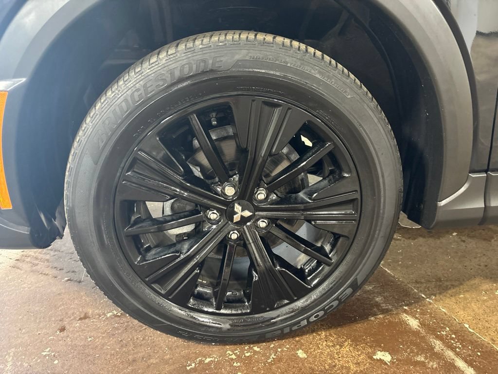 Used 2022 Mitsubishi Eclipse Cross LE AWD/4WD image 9