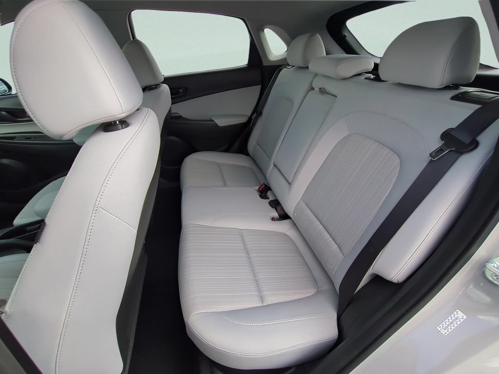 Used 2023 Hyundai Kona SEL w/ Cargo Package FWD image 11