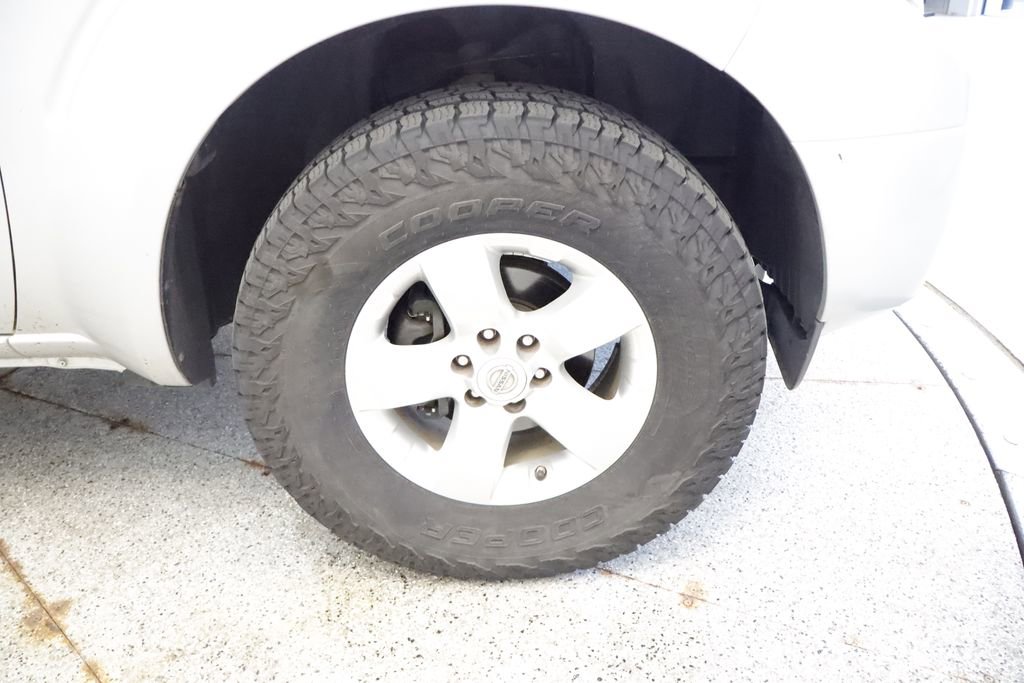 Used 2013 Nissan Frontier SV RWD image 22