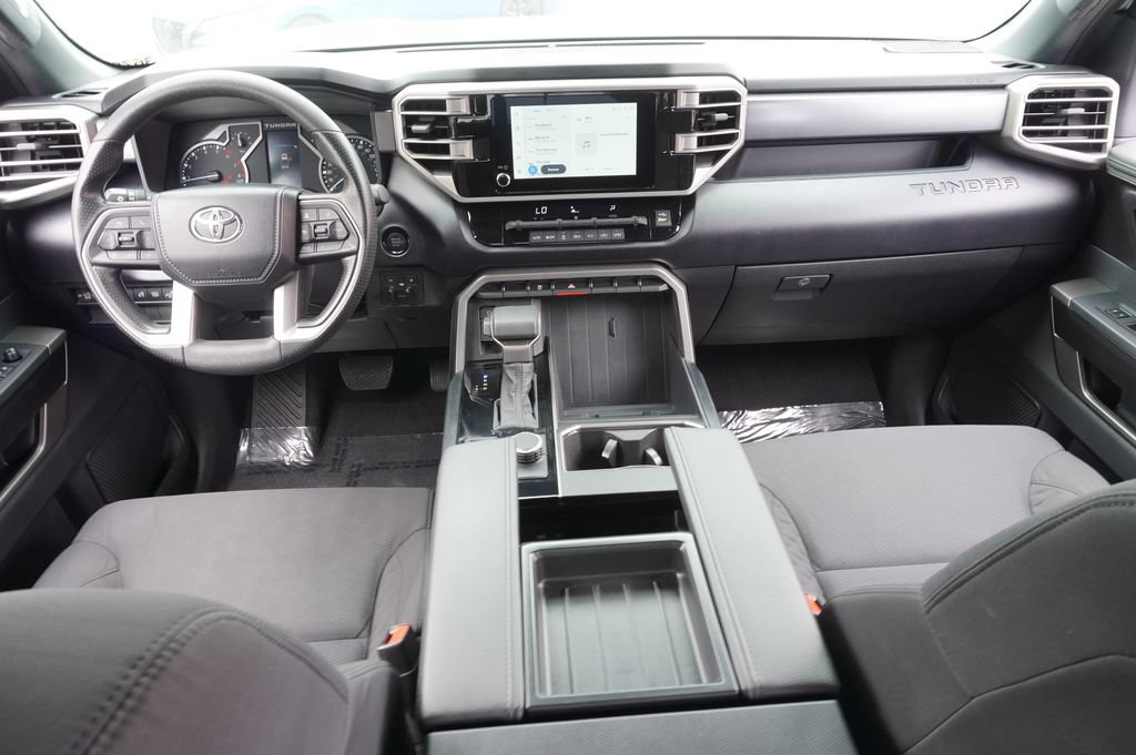 Used 2026 Toyota Tundra SR5 w/ SR5 Convenience Package AWD/4WD image 12