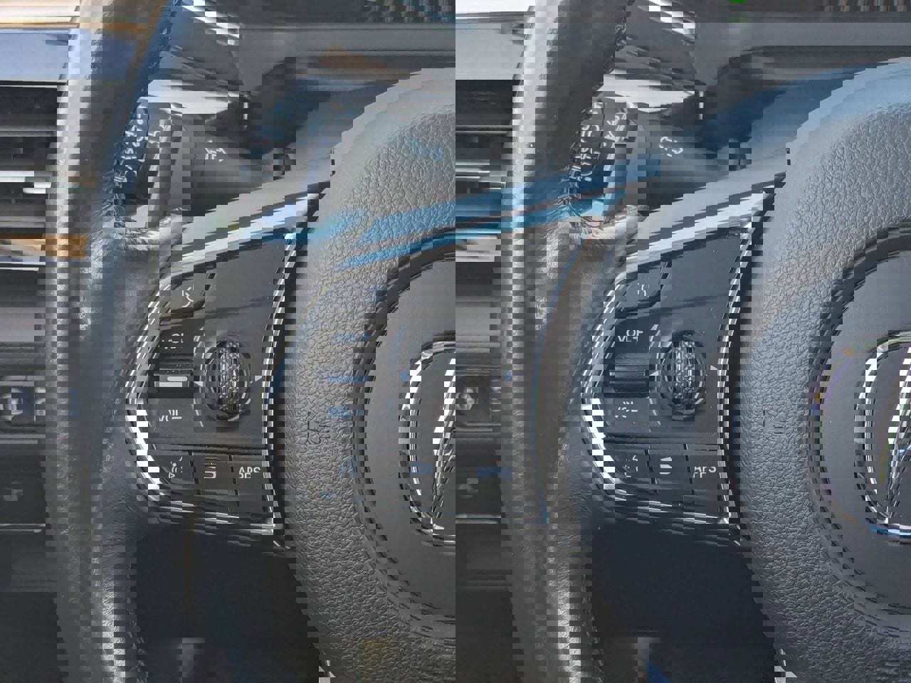 Certified 2023 Acura MDX FWD image 25