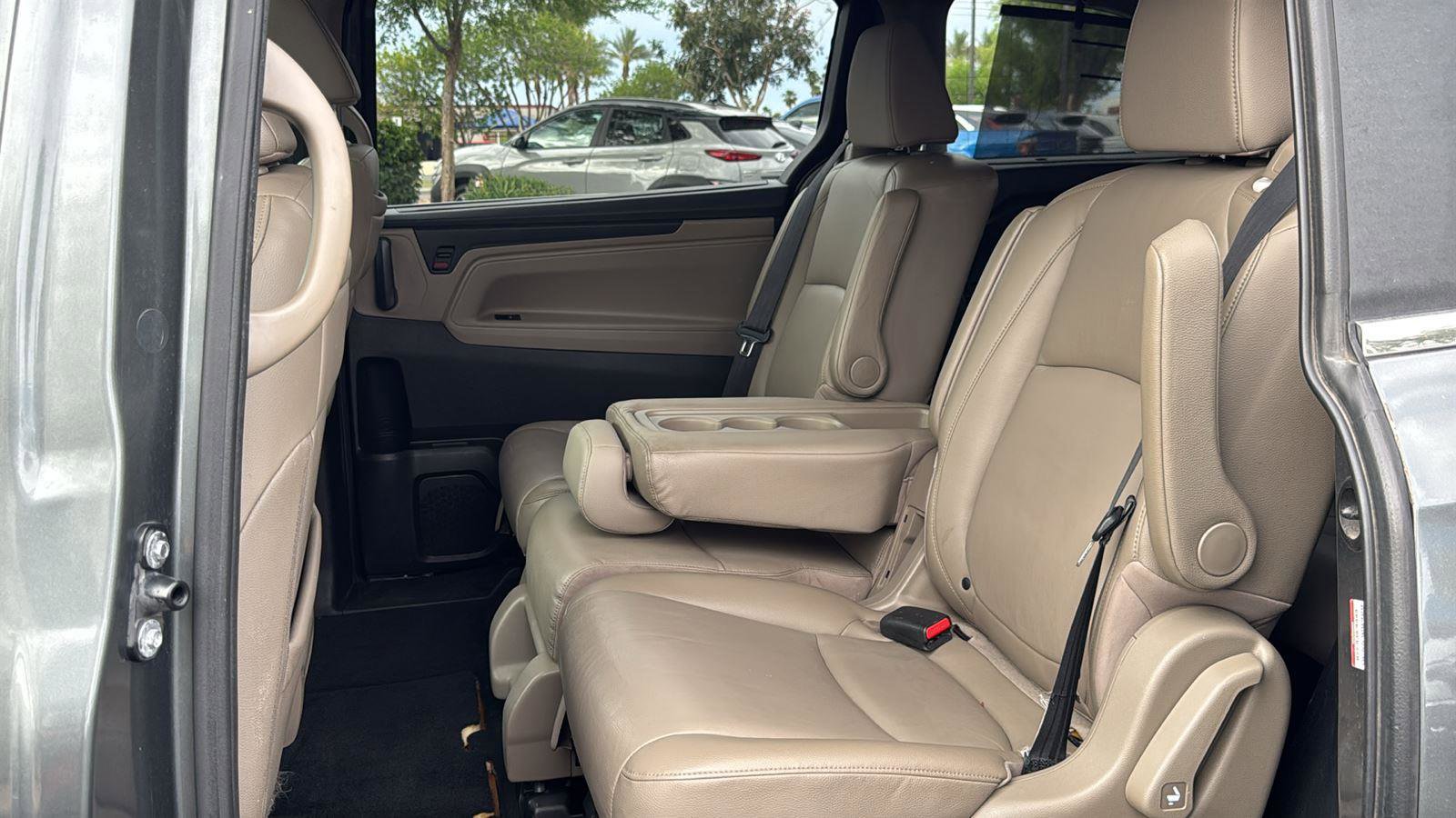 Used 2018 Honda Odyssey Touring image 24