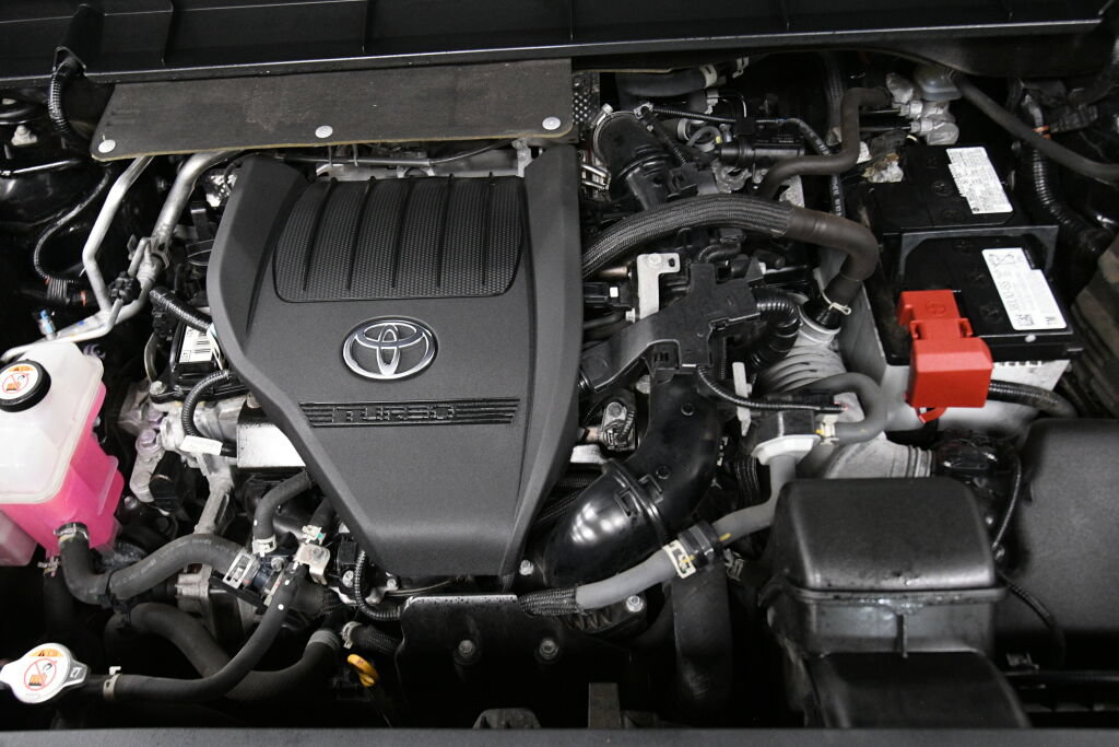 Used 2023 Toyota Highlander XLE AWD/4WD image 38