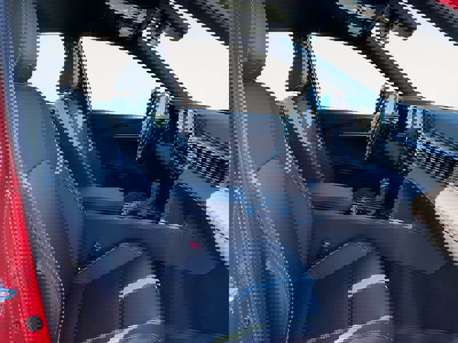 Used 2025 Toyota Camry SE image 14