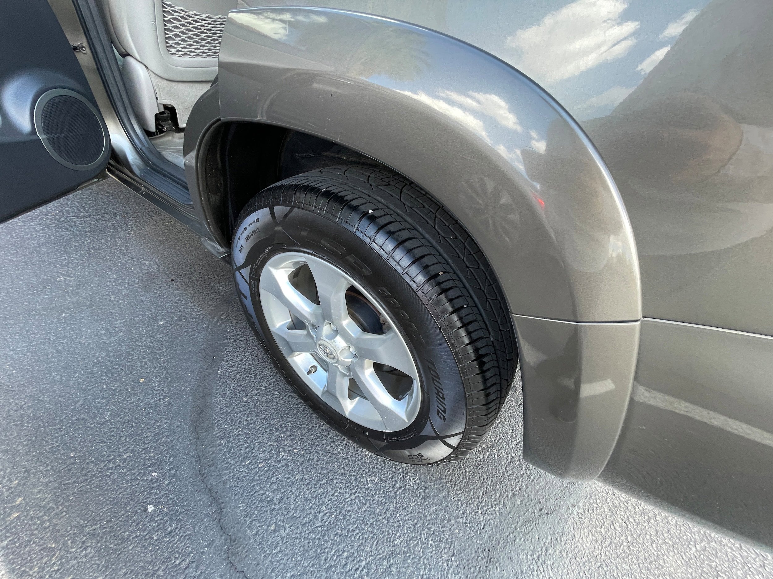 Used 2011 Toyota RAV4 Limited FWD image 13