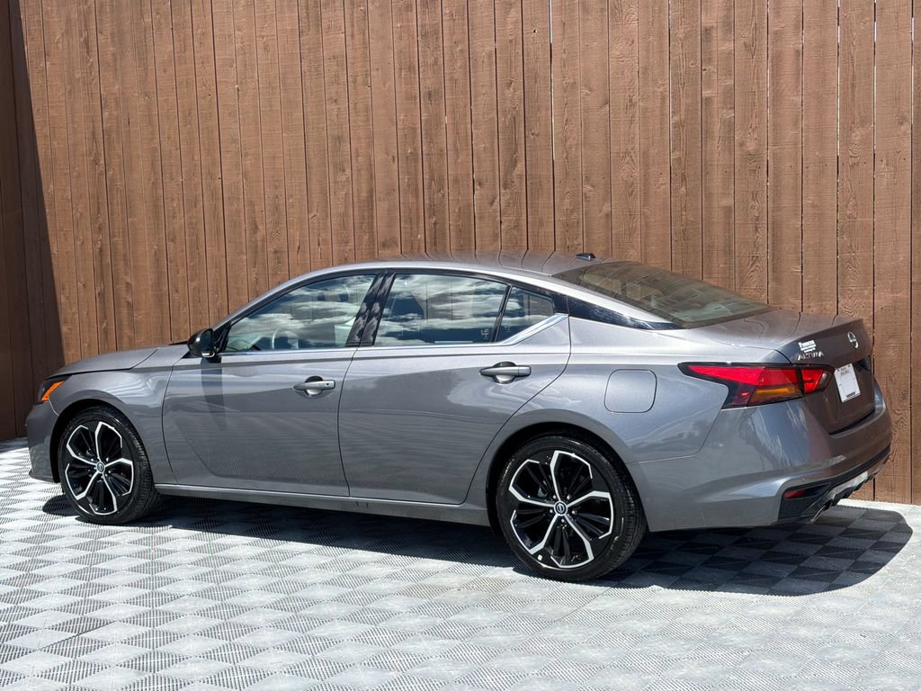 Used 2026 Nissan Altima 2.5 SR FWD image 14