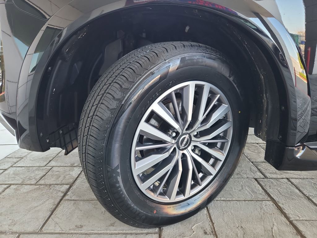 Certified 2024 Nissan Armada SL w/ Captain's Chairs Package image 34