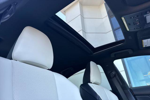 Certified 2023 Lexus IS 350 F Sport image 19