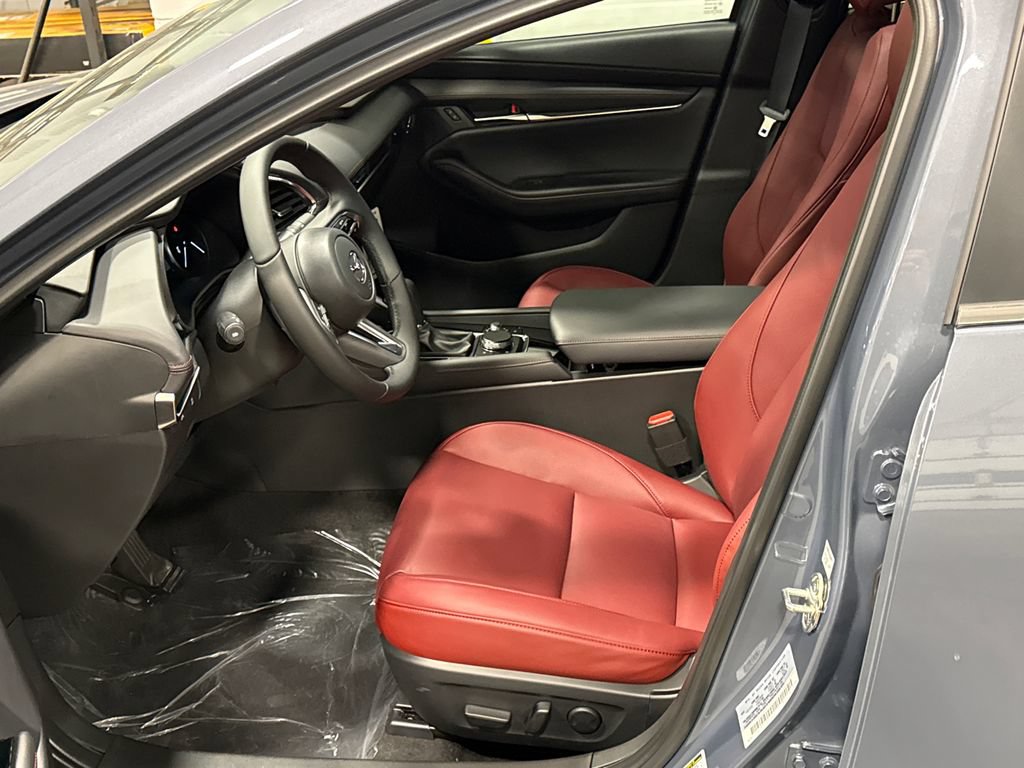 New 2026 MAZDA MAZDA3 Carbon AWD/4WD image 3