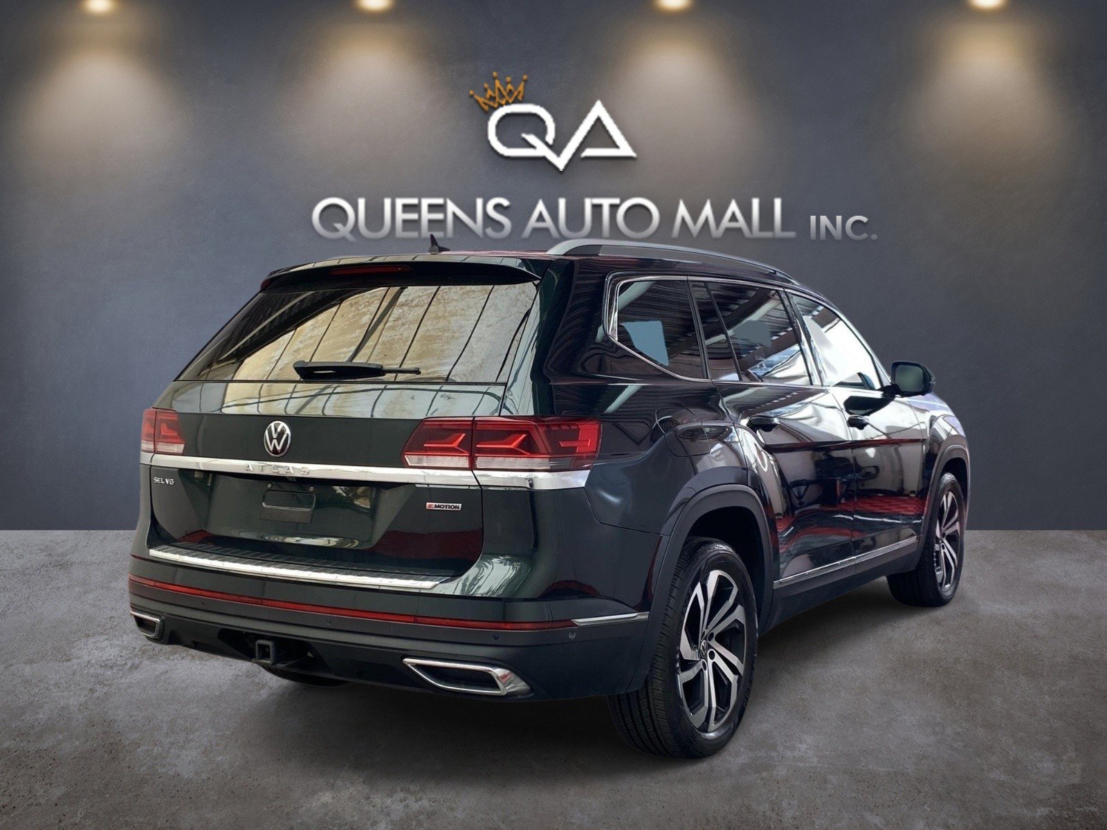 Used 2021 Volkswagen Atlas SEL Premium AWD/4WD image 6