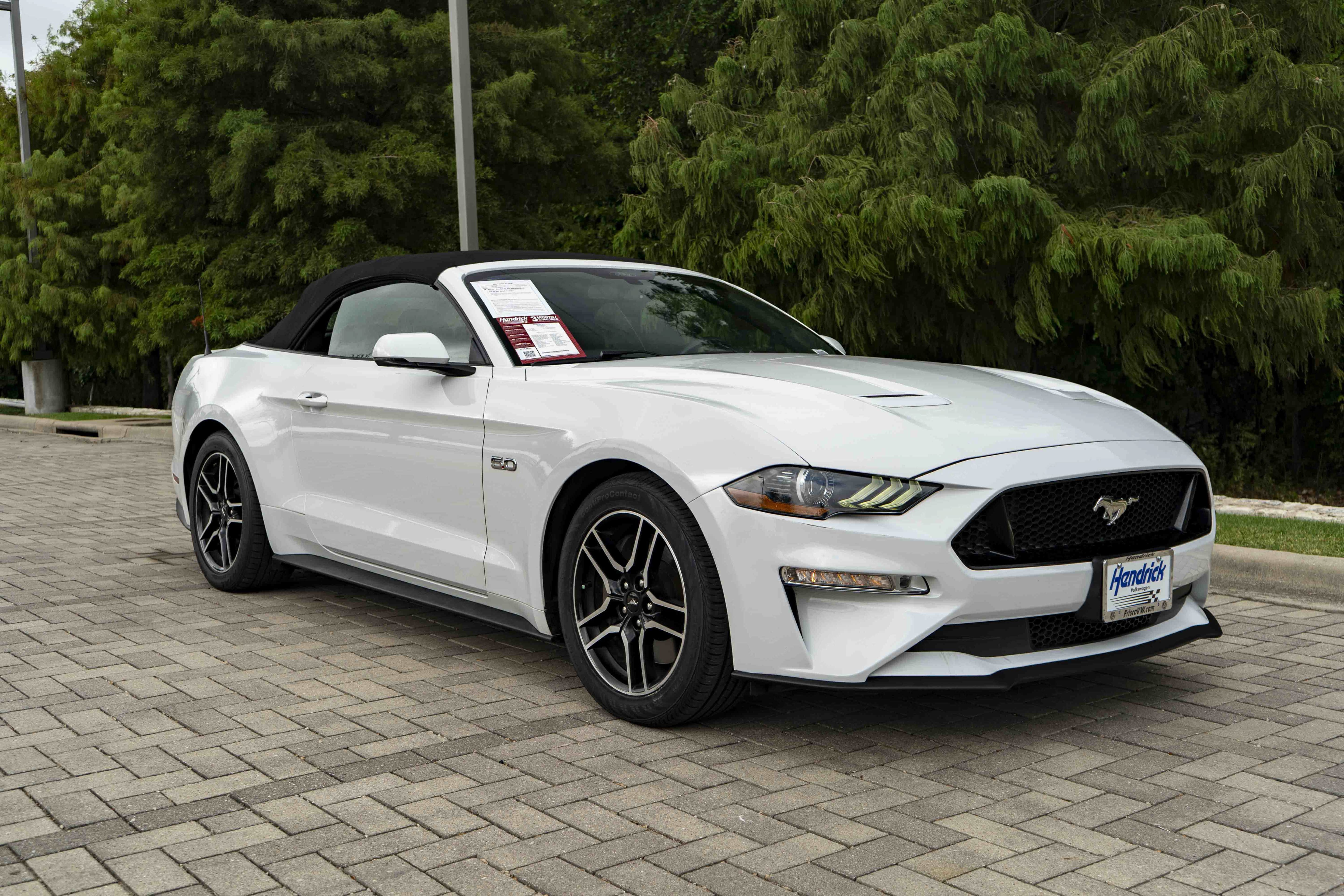 Used 2019 Ford Mustang GT Premium RWD image 3
