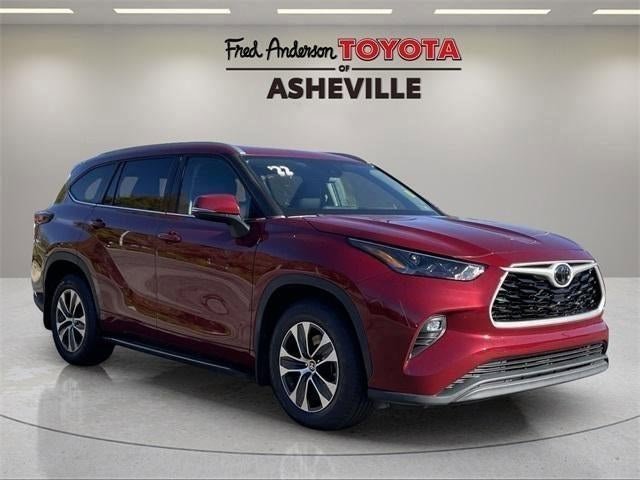 Used 2022 Toyota Highlander XLE image 42