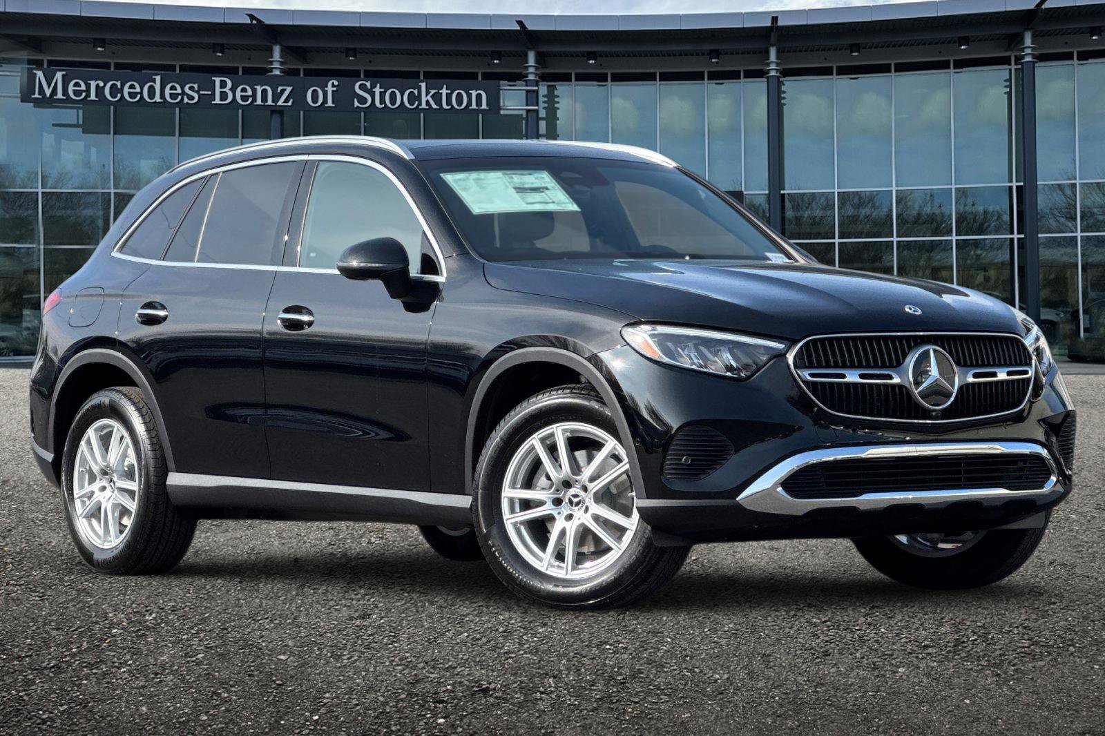 New 2026 Mercedes-Benz GLC 300 4MATIC image 1