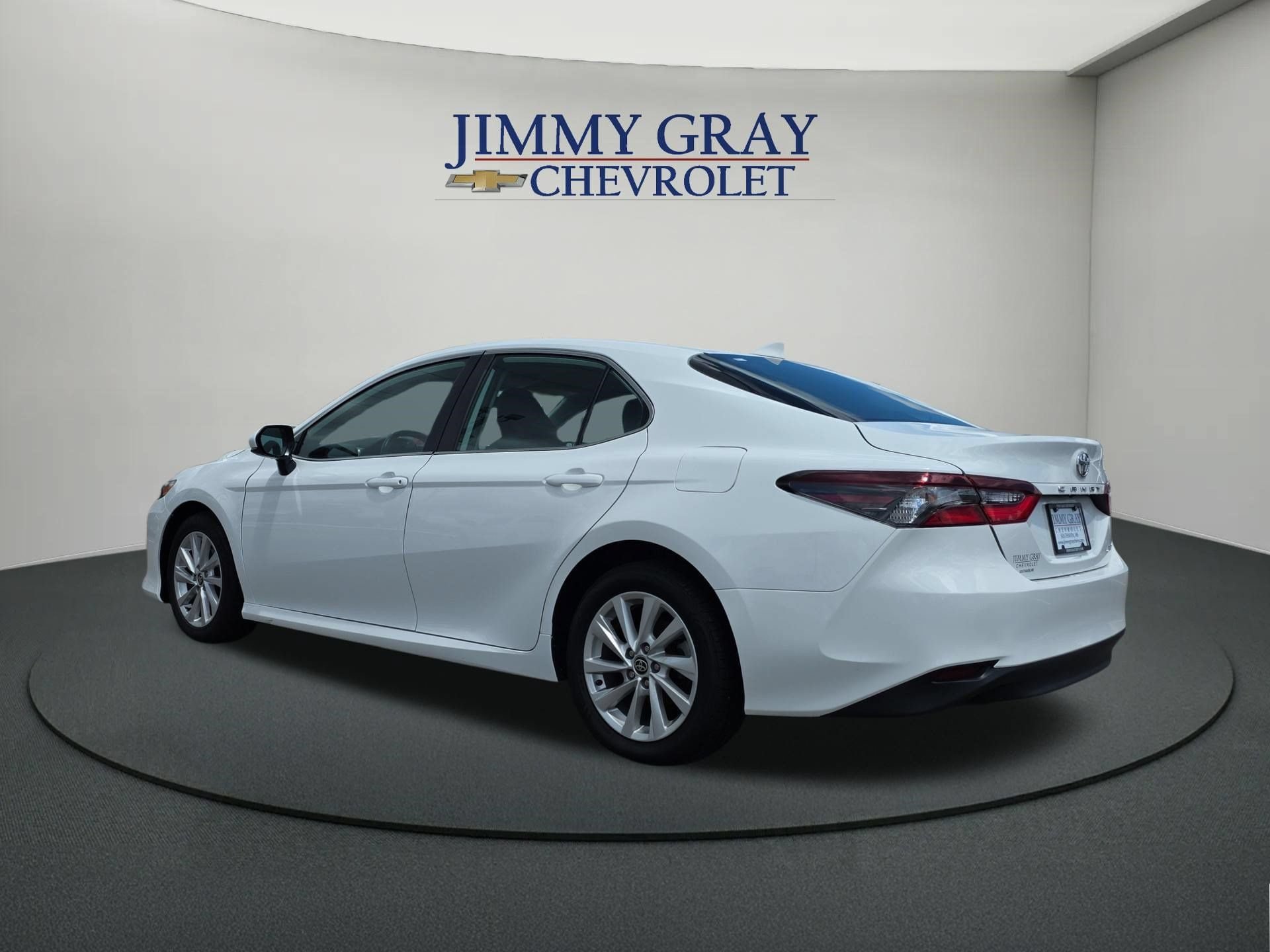 Used 2024 Toyota Camry LE FWD image 3