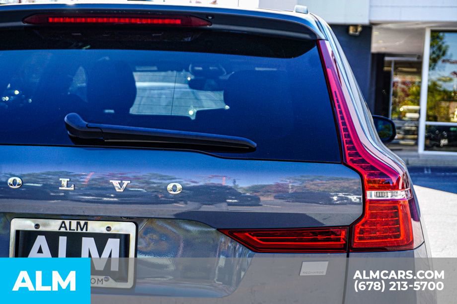 Used 2024 Volvo XC60 T8 Plus w/ Climate Package image 12