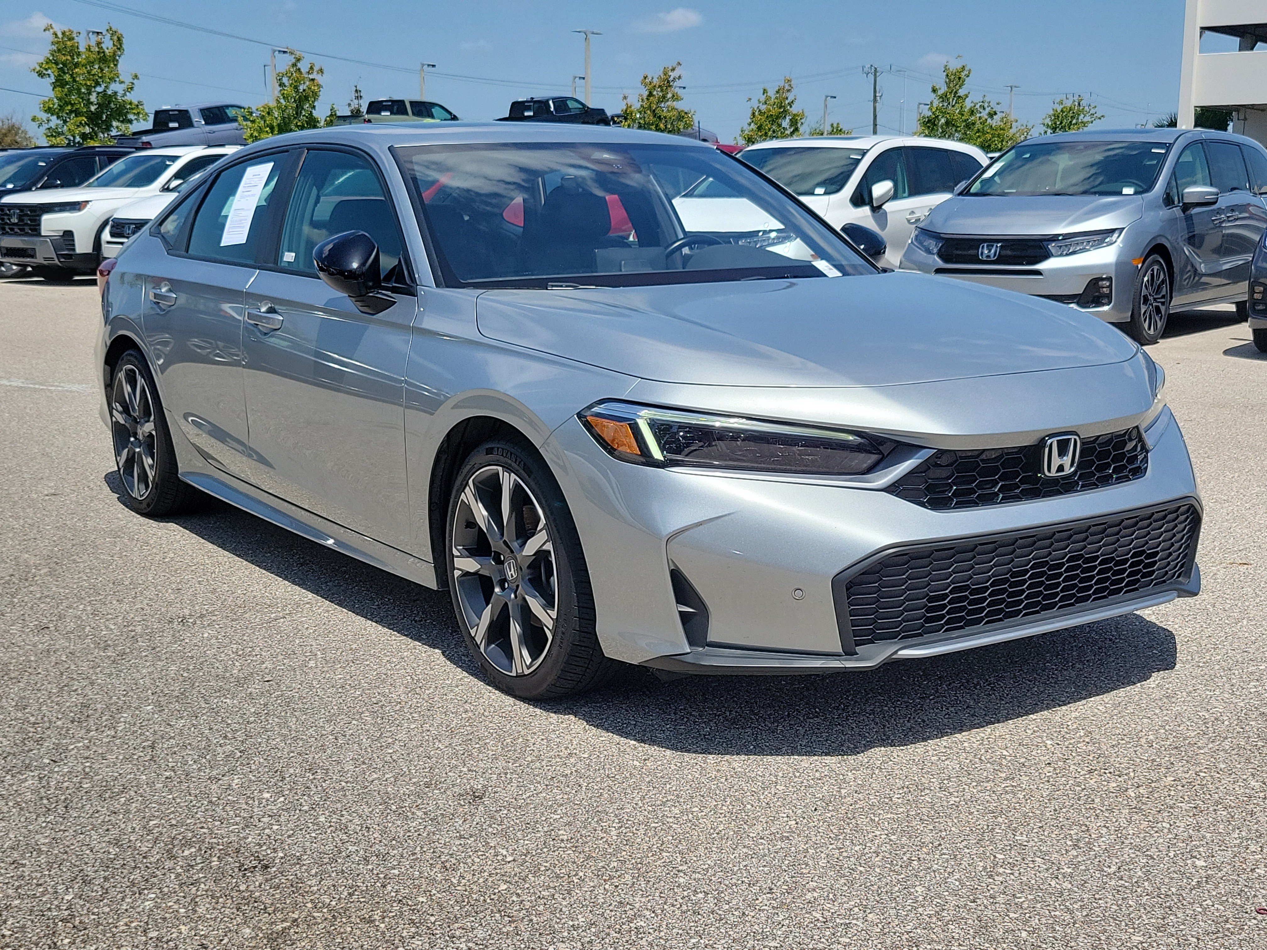 Used 2025 Honda Civic Sport image 32