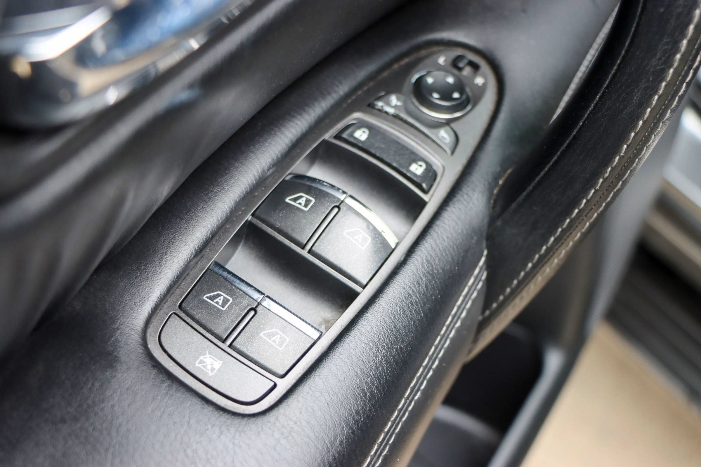 Used 2016 INFINITI QX80 2WD image 14