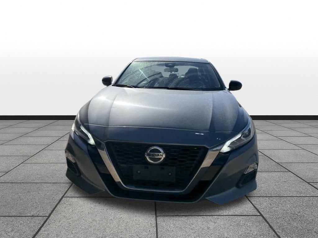 Used 2021 Nissan Altima 2.5 SR FWD image 2