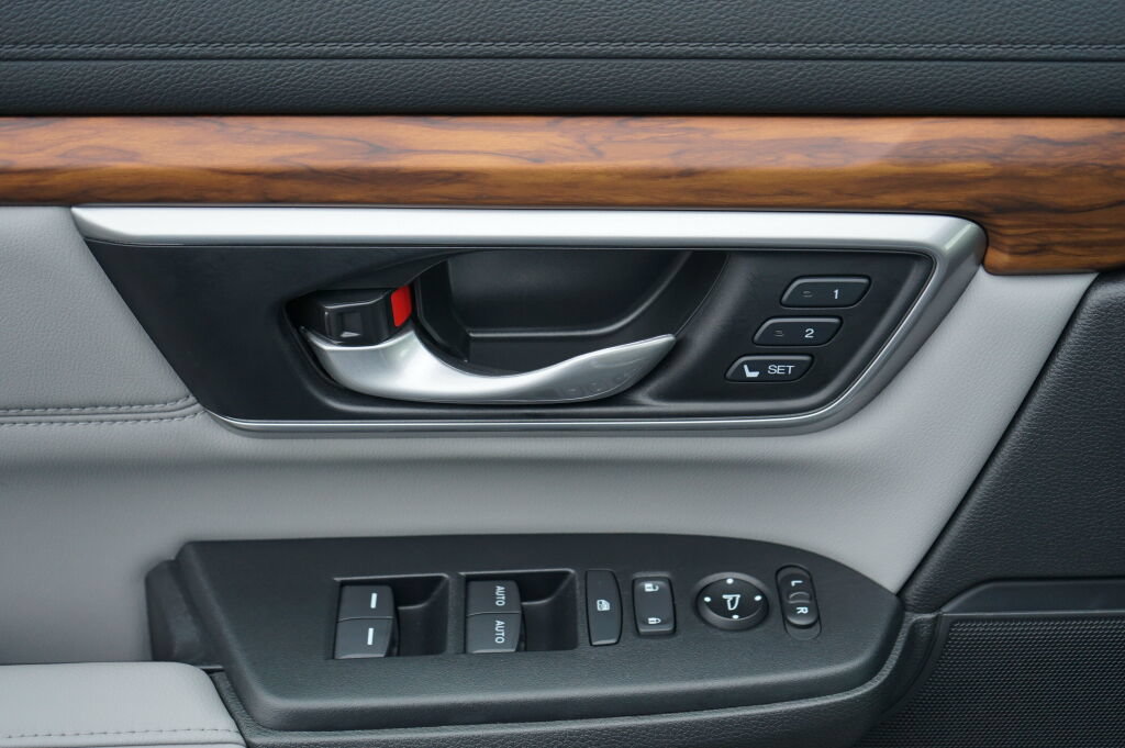 Used 2021 Honda CR-V EX-L image 12