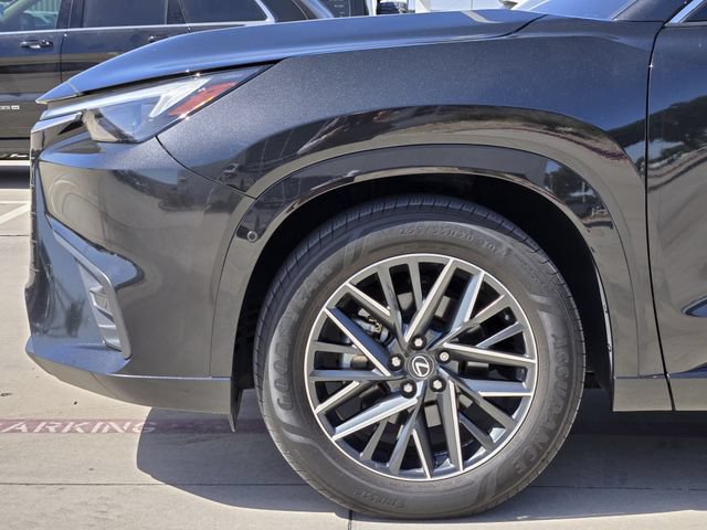 Used 2025 Lexus TX 350 FWD w/ Technology Package image 8
