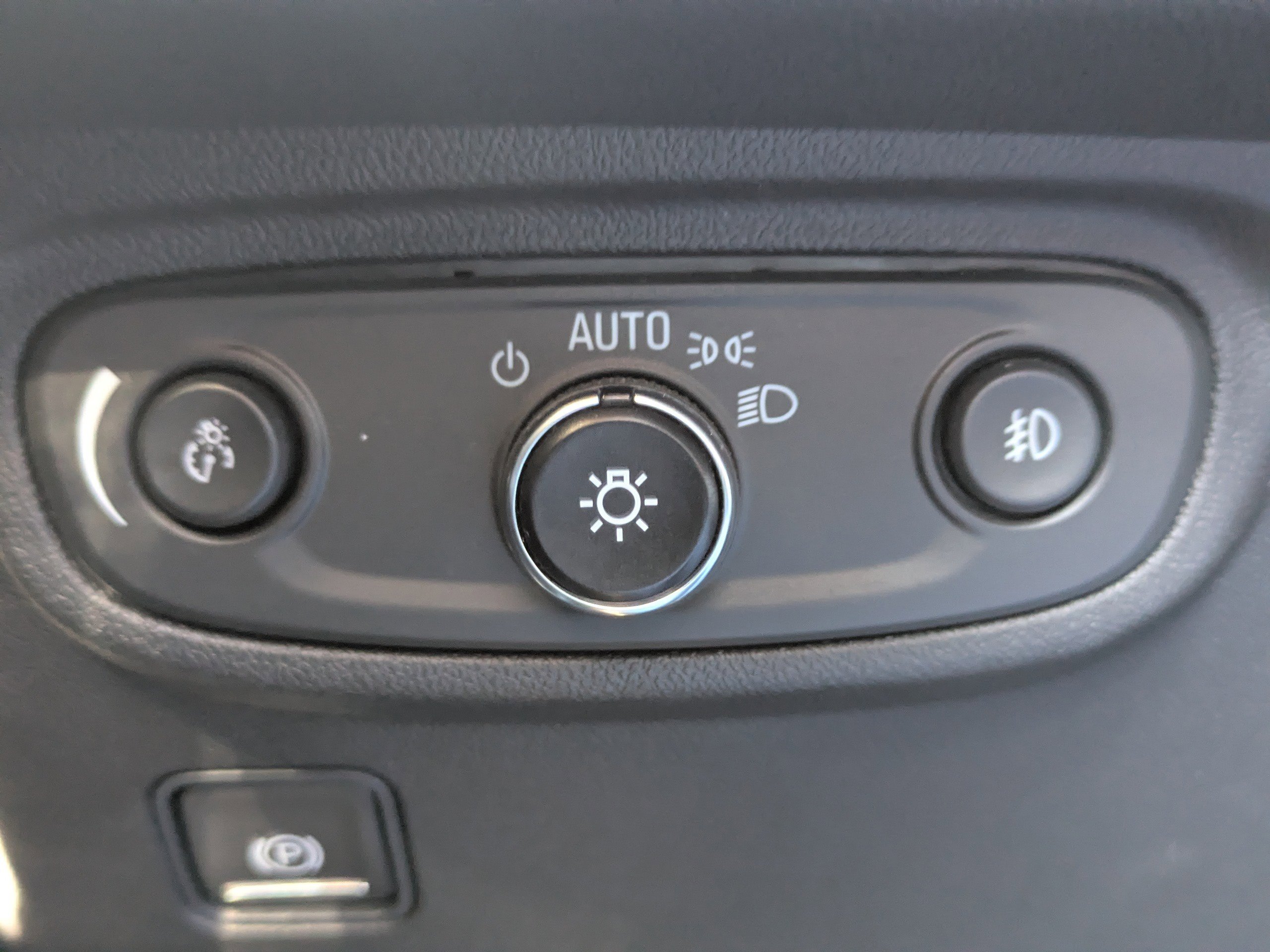 Used 2023 GMC Terrain SLT image 28